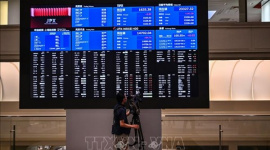 Chứng khoán Nhật Bản giảm điểm trước lo ngại về nguồn cung dầu mỏ