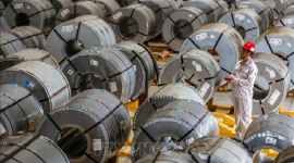 Giá nhôm giao dịch gần mức cao nhất trong 4 năm