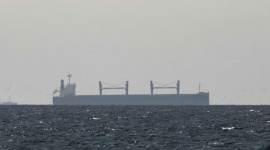 Tàu dầu liều mạng vượt “tử địa” Hormuz giữa thủy lôi và tên lửa để kiếm triệu USD