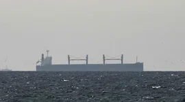 Tàu dầu liều mạng vượt “tử địa” Hormuz giữa thủy lôi và tên lửa để kiếm triệu USD