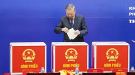 Gần 79 triệu cử tri cả nước đi bầu cử