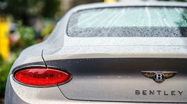 Lợi nhuận bốc hơi 42%, chỉ bán được hơn 10.000 xe, Bentley phải sa thải 6% lao động và tái cấu trúc lộ trình điện hóa