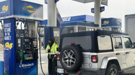 Giá xăng tại Mỹ chạm mức cao nhất kể từ tháng 3/2022