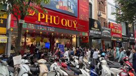Giá vàng giảm thêm 2 triệu đồng/lượng, tỷ giá USD tiếp tục tăng