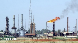 Giá dầu thế giới giảm mạnh do đàm phán Iran và Mỹ mới nhất