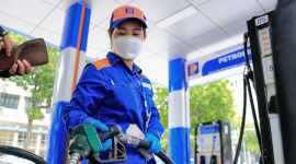 Bộ Tài chính đề xuất giảm 50% thuế môi trường với xăng dầu