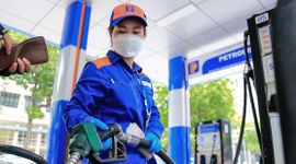 Bộ Tài chính đề xuất giảm 50% thuế môi trường với xăng dầu