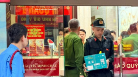 Loạt diễn biến đáng chú ý của “ông lớn” vàng bạc trước khi Công an xuất hiện tại cửa hàng vàng Bảo Tín Minh Châu ở Hà Nội