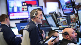 Cảnh báo mới từ Mỹ ảnh hưởng lớn đến chứng khoán Phố Wall