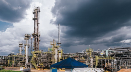 Dầu thô Brent hướng tới tháng tăng giá kỷ lục