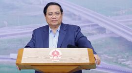 Thủ tướng giao nhiệm vụ cụ thể cho các bộ, ngành, địa phương triển khai loạt dự án hạ tầng GTVT