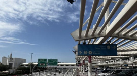 UAE: Nhiều hãng hàng không lớn nối lại dịch vụ, ưu tiên giải tỏa hành khách bị kẹt