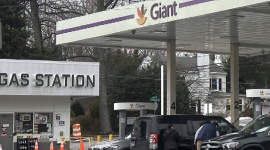 Dù tự chủ nguồn cung dầu, người Mỹ vẫn không thoát cú sốc giá xăng