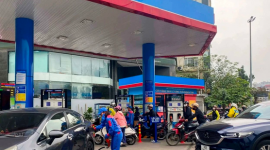 Đề xuất kích hoạt bình ổn khi giá xăng dầu tăng 20% trong một tháng