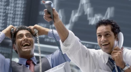 Khối ngoại "tung" gần 900 tỷ mua ròng trong ngày VN-Index lên mốc 1.750 điểm, cổ phiếu nào được gom mạnh nhất?