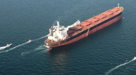 Đang di chuyển thì đàm phán Mỹ- Iran đổ bể, hai siêu tàu chở dầu lập tức quay đầu ngay trước cửa eo biển Hormuz