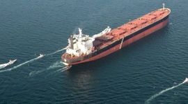 Đang di chuyển thì đàm phán Mỹ- Iran đổ bể, hai siêu tàu chở dầu lập tức quay đầu ngay trước cửa eo biển Hormuz