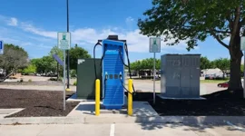 Tăng trưởng 50% với hơn 200 trạm sạc trong 2 tháng, Walmart đang “đánh úp” Tesla