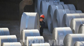 Khan hiếm nguồn cung nhôm đẩy giá kim loại tăng kỷ lục