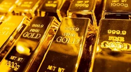 Sau mức tăng kỷ lục 64%, giá vàng sẽ đi đâu về đâu: Một ngân hàng bất ngờ dự báo mức giá ‘trong mơ’