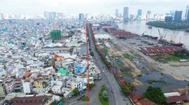 Đề xuất mở rộng đường Nguyễn Tất Thành đồng bộ đường sắt Bến Thành