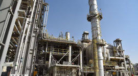 Giá dầu tăng mạnh do lo ngại gián đoạn nguồn cung Trung Đông