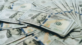 Đồng USD giảm nhẹ nhưng vẫn duy trì đà tăng tuần qua