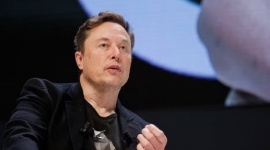 Tỷ phú Elon Musk và OpenAI đối đầu tại tòa án Mỹ về mô hình phi lợi nhuận