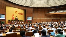 Thống nhất trình Quốc hội giảm mạnh thuế xăng dầu để ứng phó biến động giá năng lượng, áp dụng từ 16/4 đến 30/6