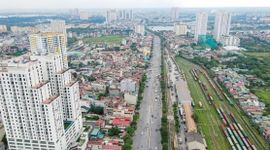 Tuyến quốc lộ dài 36km, rộng 90m, quy mô 10 làn xe, vốn đầu tư 6 tỷ USD do Vingroup đầu tư dự kiến khởi công ngày 19/5