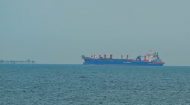Siêu tàu chở dầu rời eo biển Hormuz sau xung đột Trung Đông
