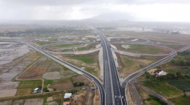Ngay tuần sau, 22km đầu tiên của tuyến cao tốc “rừng – biển” đầu tiên tại Việt Nam sẽ chính thức thông xe