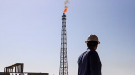 Giá dầu Brent tăng 2% sau các cuộc không kích của Mỹ vào Iran