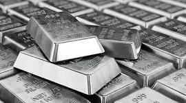 Quỹ bạc do BlackRock quản lý “xả” 100 tấn bạc chỉ trong một tuần