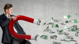 Chứng khoán lập đỉnh mới, CTCK gọi tên 5 nhóm cổ phiếu có cơ hội "hút tiền" trong tháng này