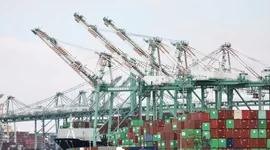 Tòa phúc thẩm liên bang Mỹ cho phép tiếp tục thu thuế quan toàn cầu 10%