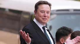 Elon Musk chính thức mất danh hiệu tỷ phú đôla