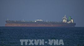 Mỹ tuyên bố dỡ bỏ phong tỏa eo biển Hormuz