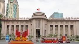 Các ngân hàng vay nhau qua đêm tới 11%/năm, Ngân hàng Nhà nước bơm mạnh VND
