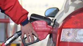 Thị trường dầu mỏ thế giới biến động mạnh do xung đột Mỹ-Iran