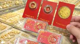 Giá vàng “leo dốc”, áp sát mốc 149 triệu đồng/lượng