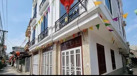 Nhà đất thổ cư giảm giá tiền tỷ vẫn ế: Cá biệt có căn "hàng khủng" 100 tỷ rao bán cả năm không có ai ngó ngàng