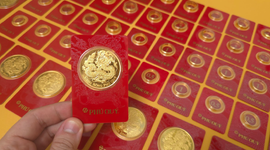 Giá vàng “rơi tự do”, mất hơn 2 triệu đồng/lượng