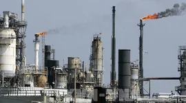 Giá dầu thế giới duy trì gần mức cao nhất 1 tháng do căng thẳng Mỹ-Iran
