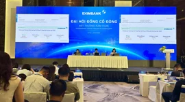 Eximbank thay loạt thành viên HĐQT, ước lãi 730 tỷ đồng nửa đầu năm