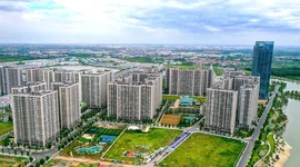 Loạt “ông lớn” Masterise Homes, MIK Group… trong cuộc đua “bung hàng”