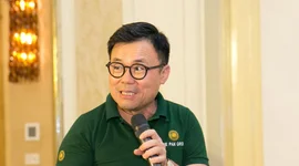Bán tôm, gạo, nước mắm... Chủ tịch Nguyễn Duy Hưng thu gần 7.400 tỷ đồng, lãi tăng hơn gấp đôi