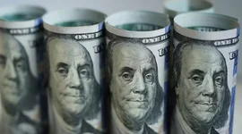 Đồng USD leo đỉnh một tuần sau khi Mỹ nối lại hoạt động quân sự nhằm vào Iran