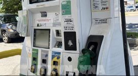 Giá dầu thô thế giới tăng mạnh nhất kể từ tháng 3/2026