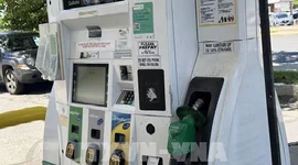 Giá dầu thô thế giới tăng mạnh nhất kể từ tháng 3/2026